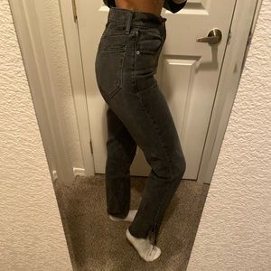 Abercrombie & Fitch The ‘90s Straight Ultra High Rise Jeans